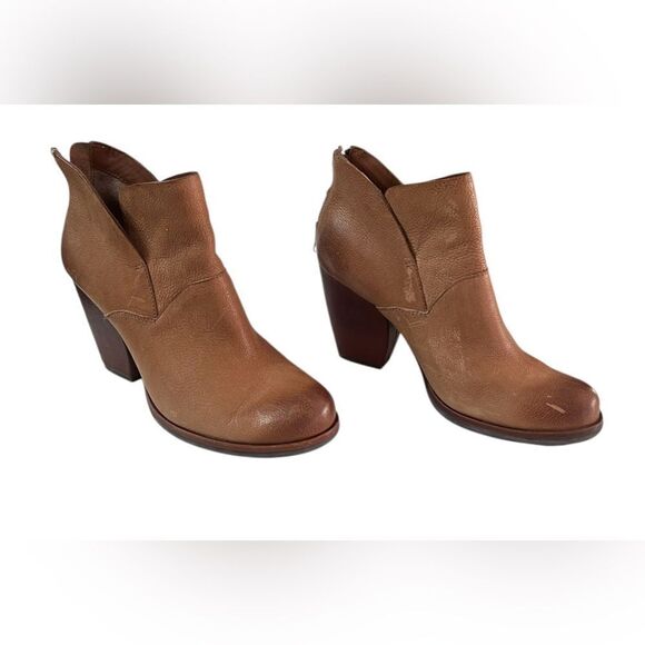 Kork-Ease Castaneda Ankle Booties Tan Brown Suede 8.5M - Picture 1 of 7